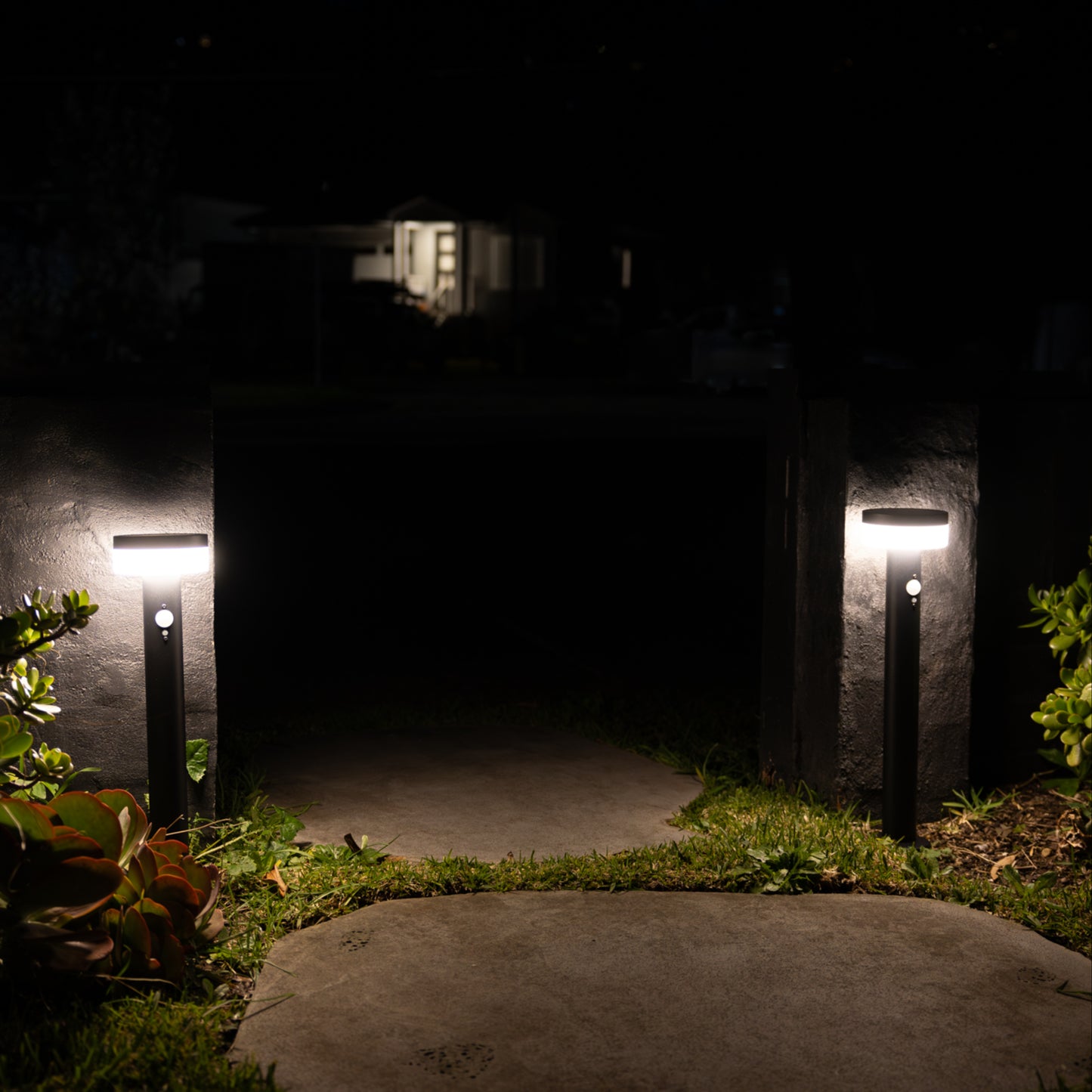 Black Stainless Steel Solar Bollard | Motion Sensor | MIDNIGHT