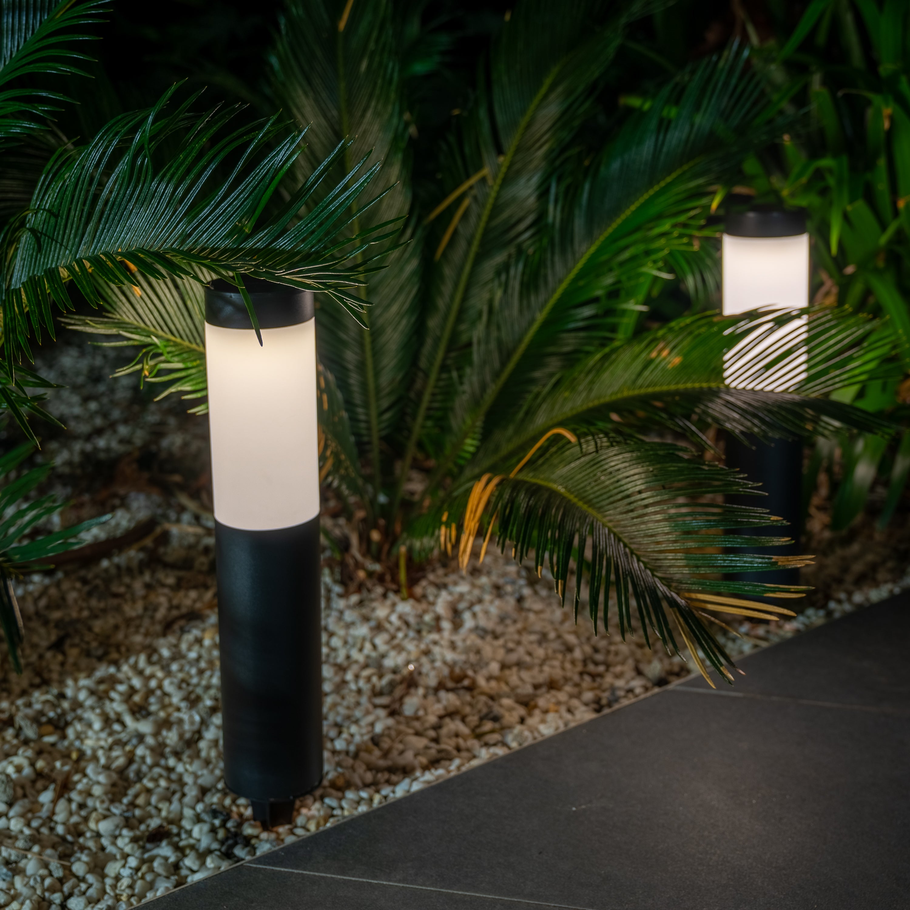 White solar light post discount