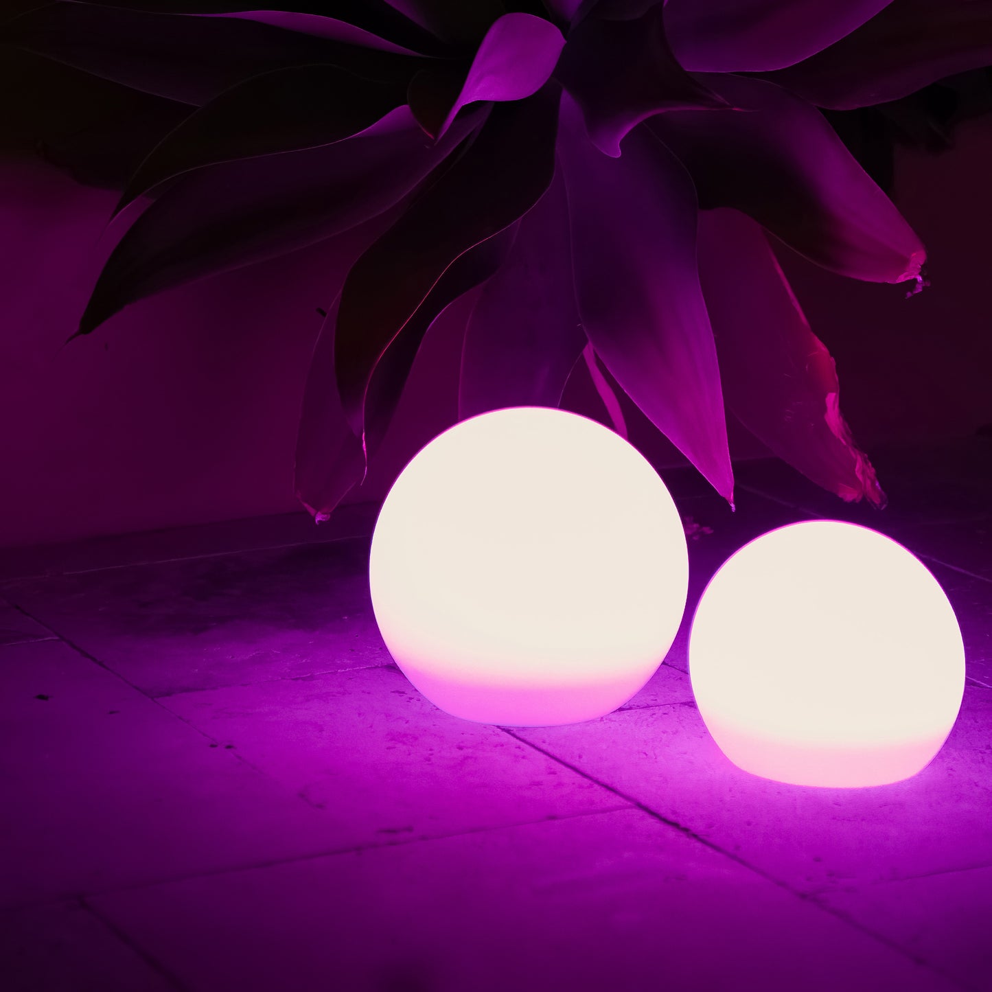 Solar Sphere Light | Multi-colour Settings | ORACLE